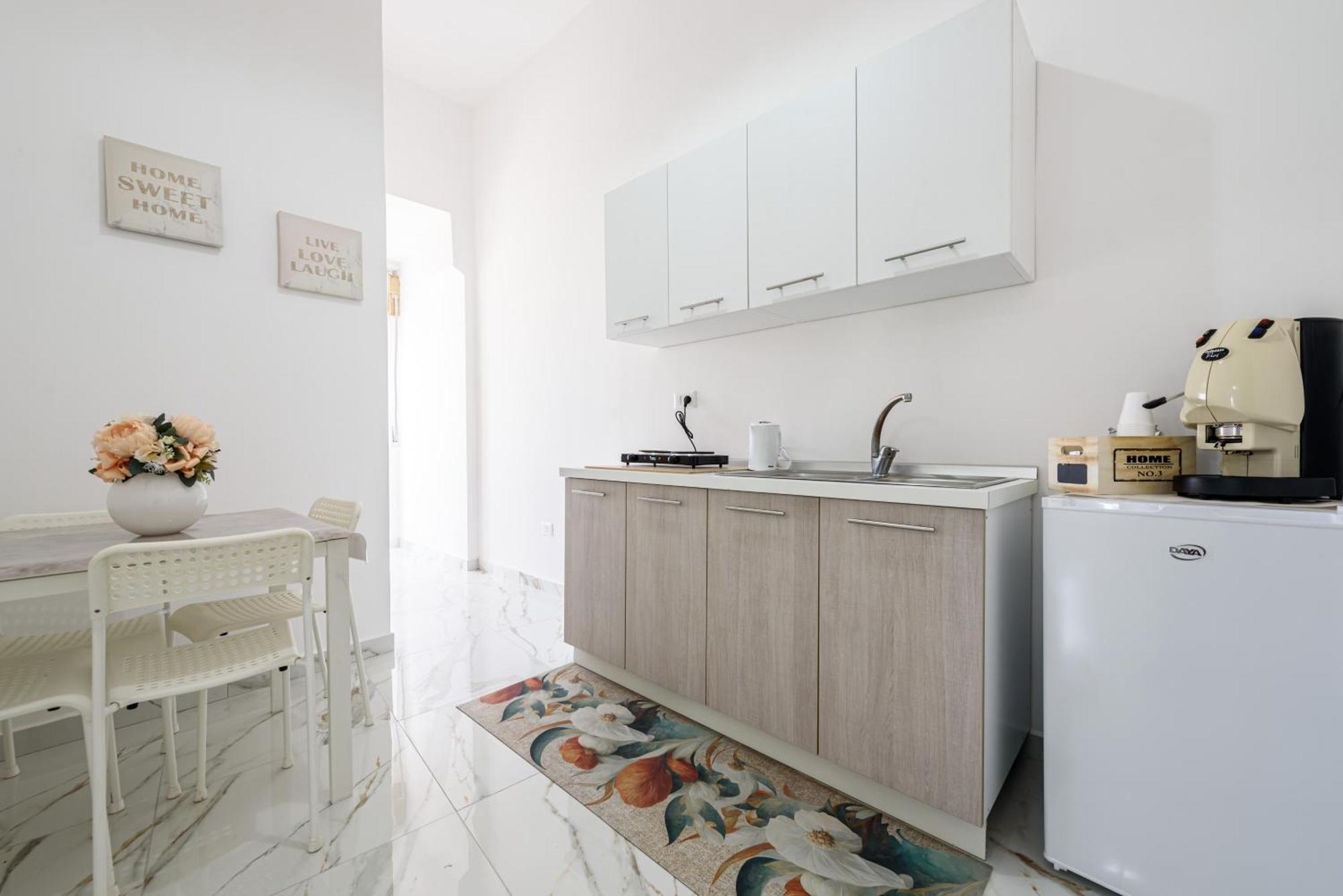 Casa Nina Apartment เนเปิลส์ ภายนอก รูปภาพ
