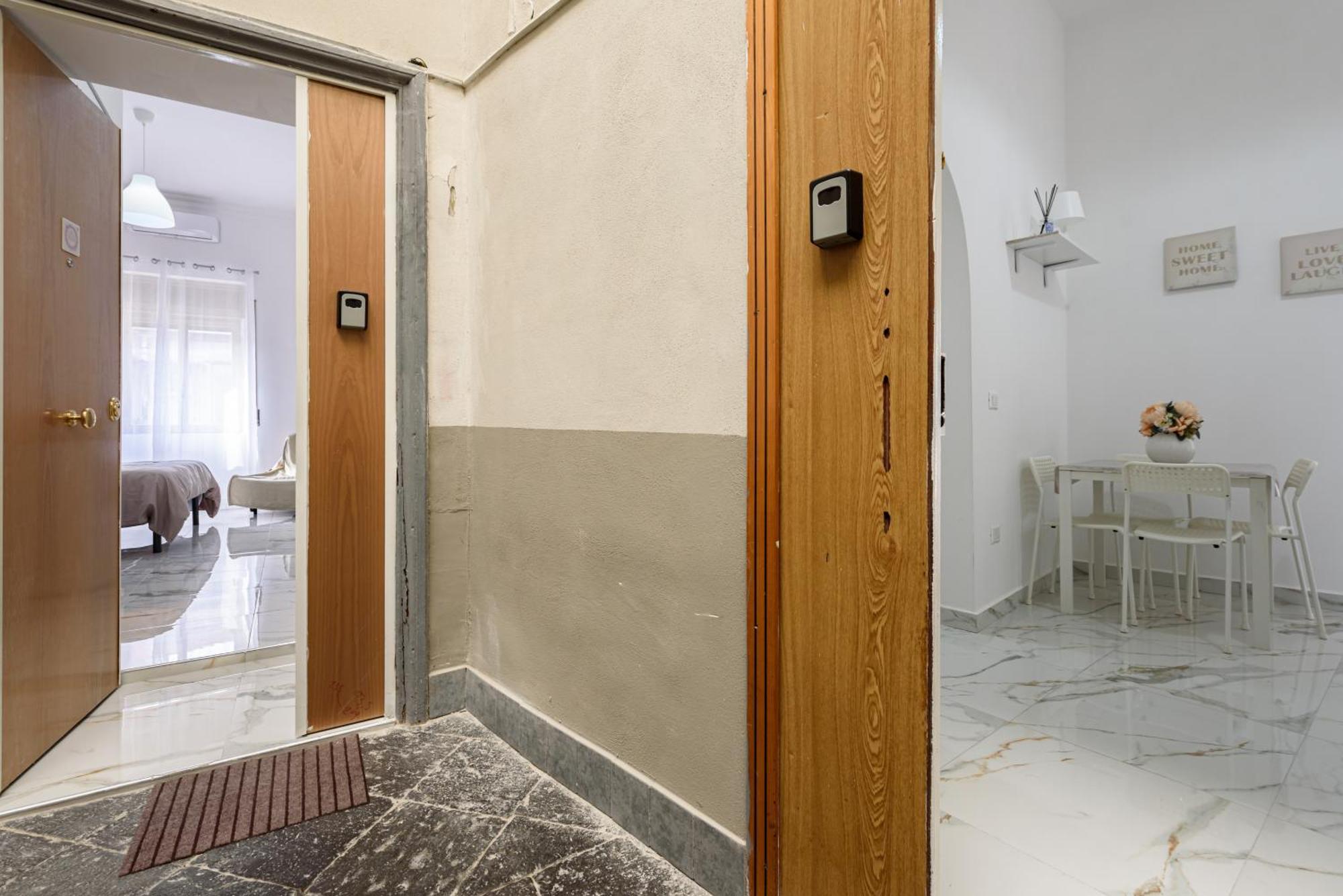 Casa Nina Apartment เนเปิลส์ ภายนอก รูปภาพ